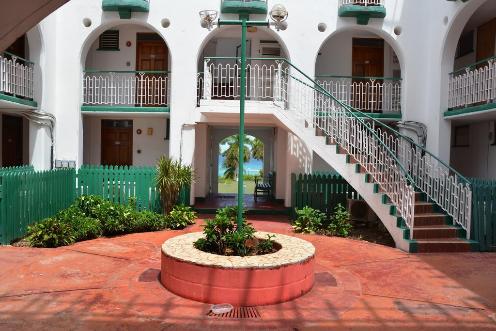 Seacastles By The Beach/Pool Montego Bay Extérieur photo